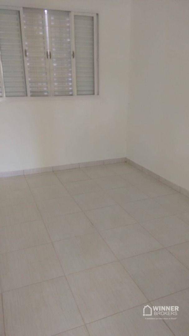 Casa à venda com 2 quartos, 55m² - Foto 9