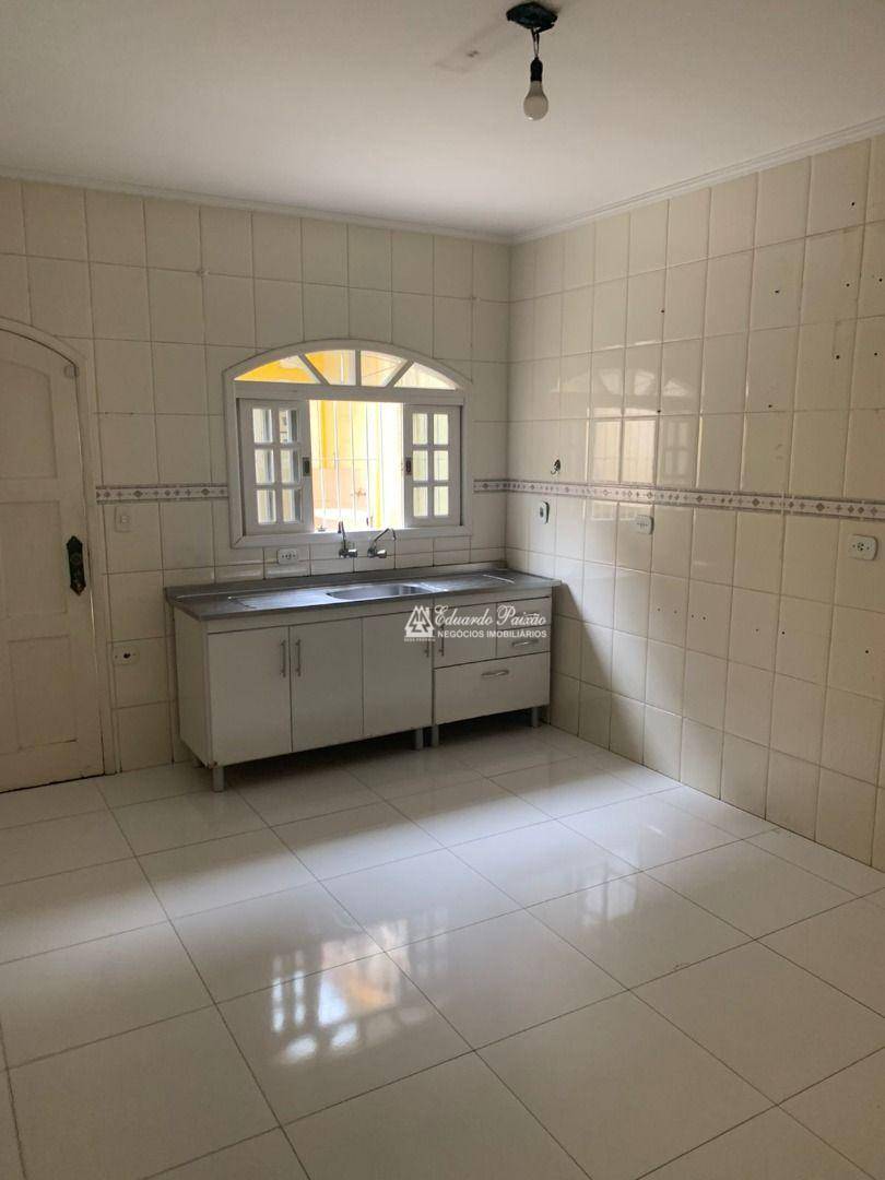 Sobrado à venda com 3 quartos, 232m² - Foto 5