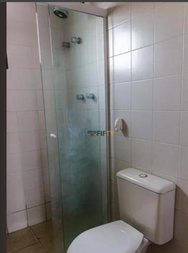 Apartamento à venda com 2 quartos, 85m² - Foto 11