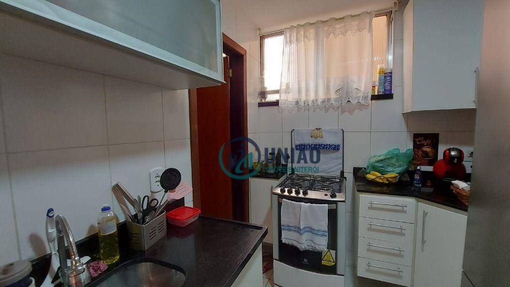 Apartamento à venda com 3 quartos, 70m² - Foto 13