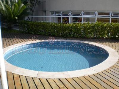 Apartamento para alugar com 3 quartos, 240m² - Foto 19