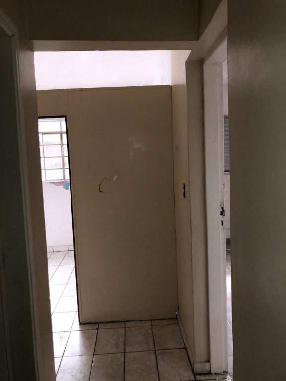 Casa à venda com 7 quartos, 250m² - Foto 27