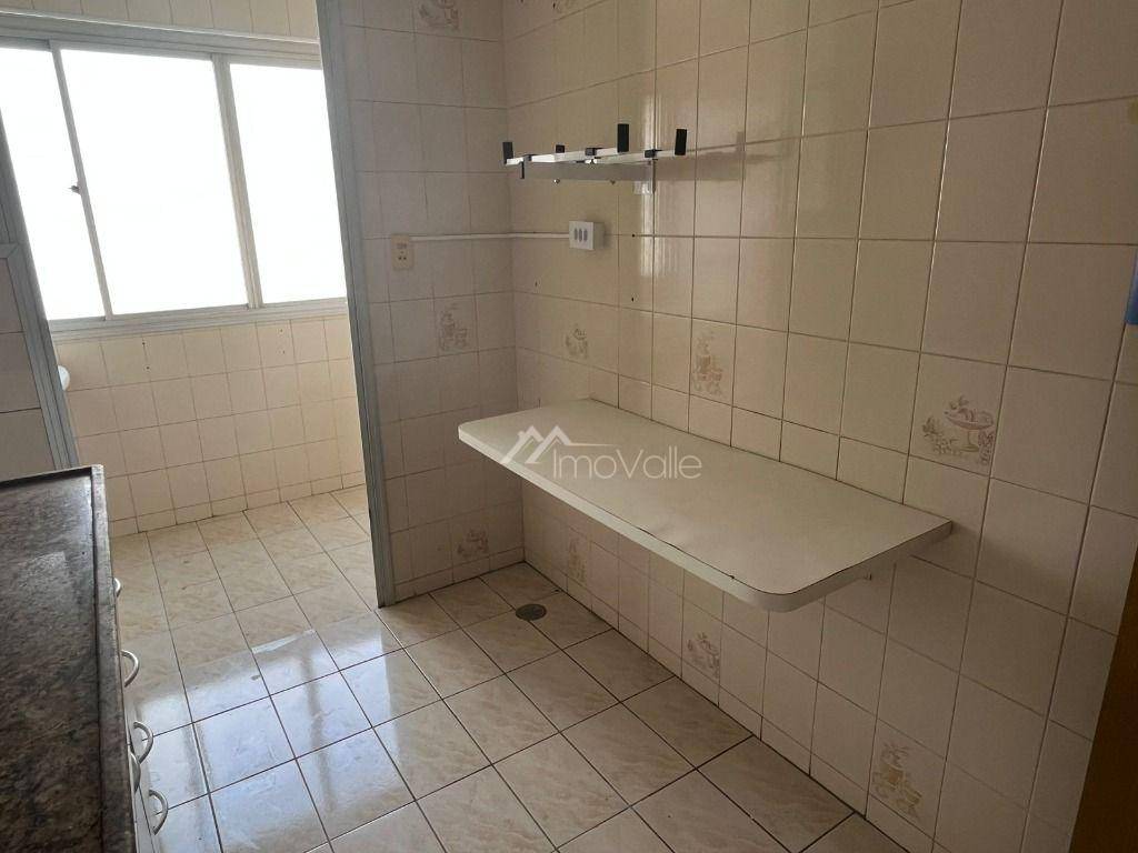 Apartamento para alugar com 2 quartos, 63m² - Foto 6