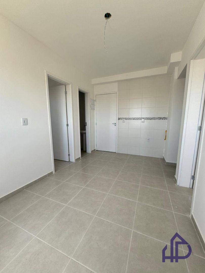 Apartamento para alugar com 2 quartos, 32m² - Foto 18