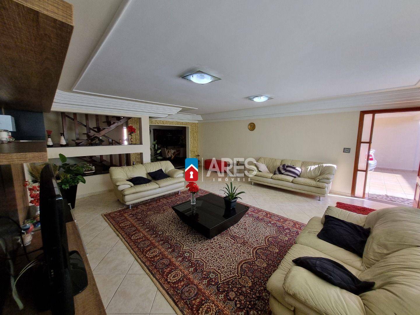 Casa à venda com 4 quartos, 364m² - Foto 8
