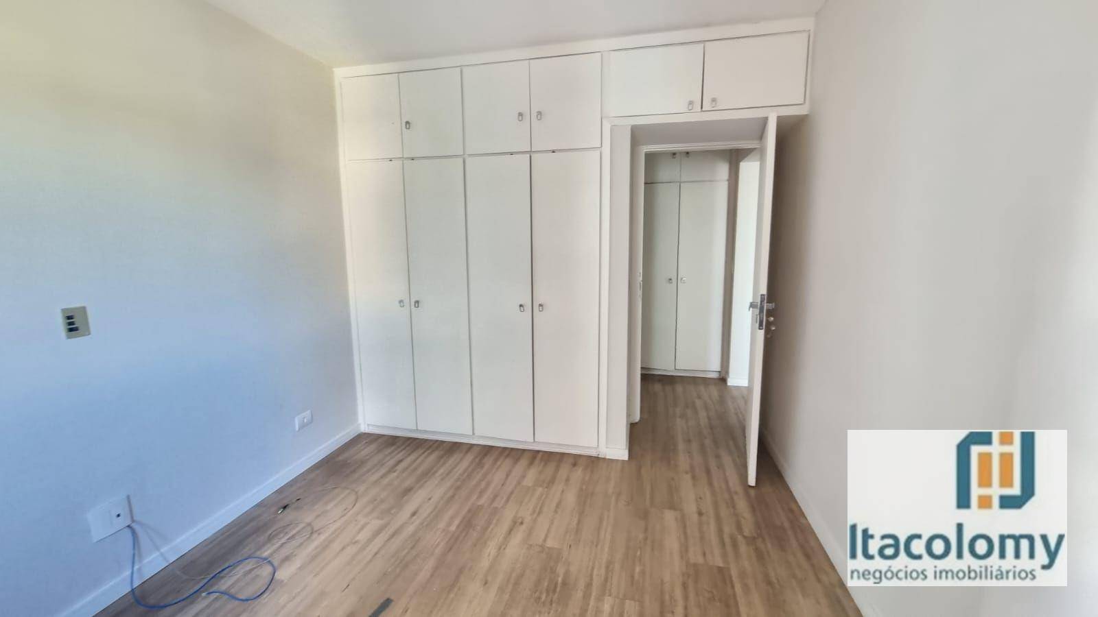 Apartamento à venda com 3 quartos, 170m² - Foto 5