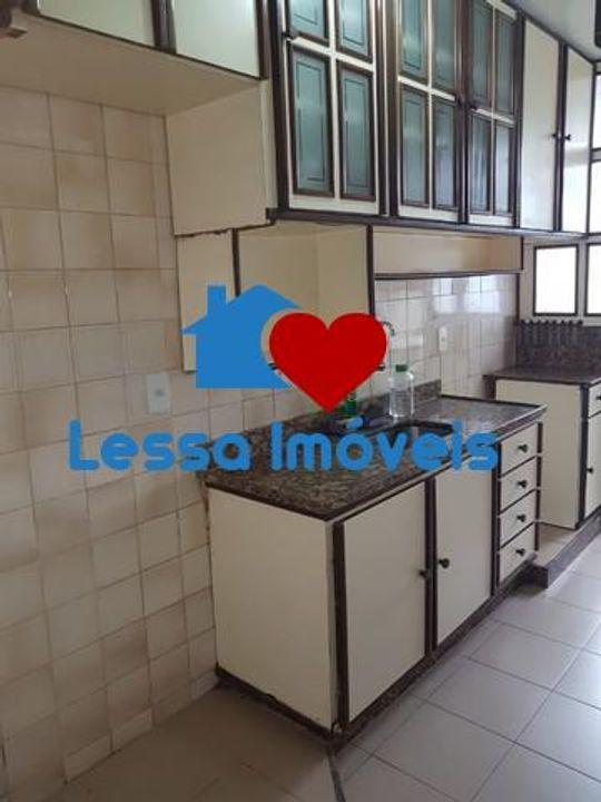 Apartamento à venda com 2 quartos, 60m² - Foto 17