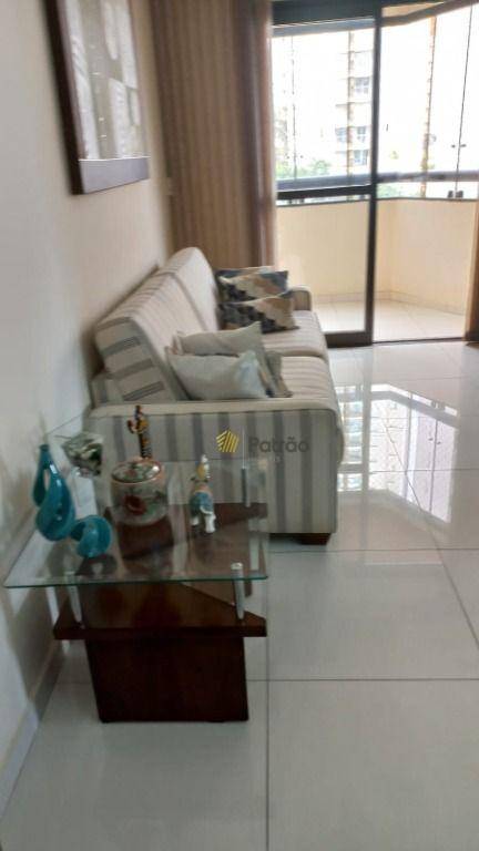 Apartamento à venda com 3 quartos, 84m² - Foto 2