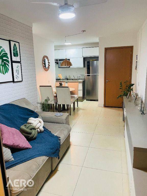 Apartamento à venda com 3 quartos, 70m² - Foto 1
