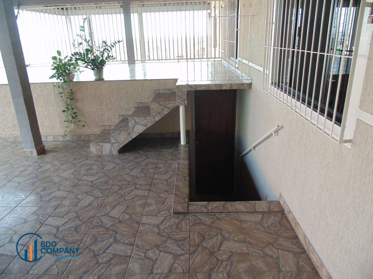 Casa, 5 quartos, 277 m² - Foto 3