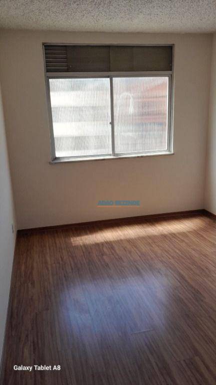 Apartamento à venda com 2 quartos, 43m² - Foto 3