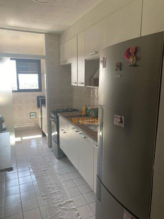 Apartamento à venda com 2 quartos, 64m² - Foto 11