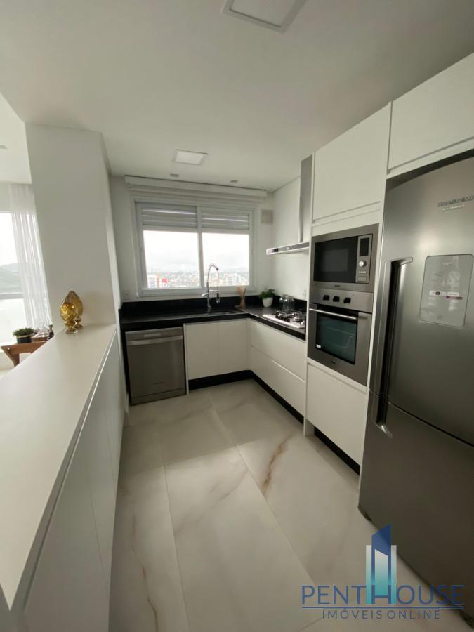 Apartamento à venda com 3 quartos, 182m² - Foto 8