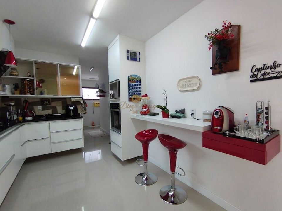 Casa de Condomínio à venda com 3 quartos, 320m² - Foto 15