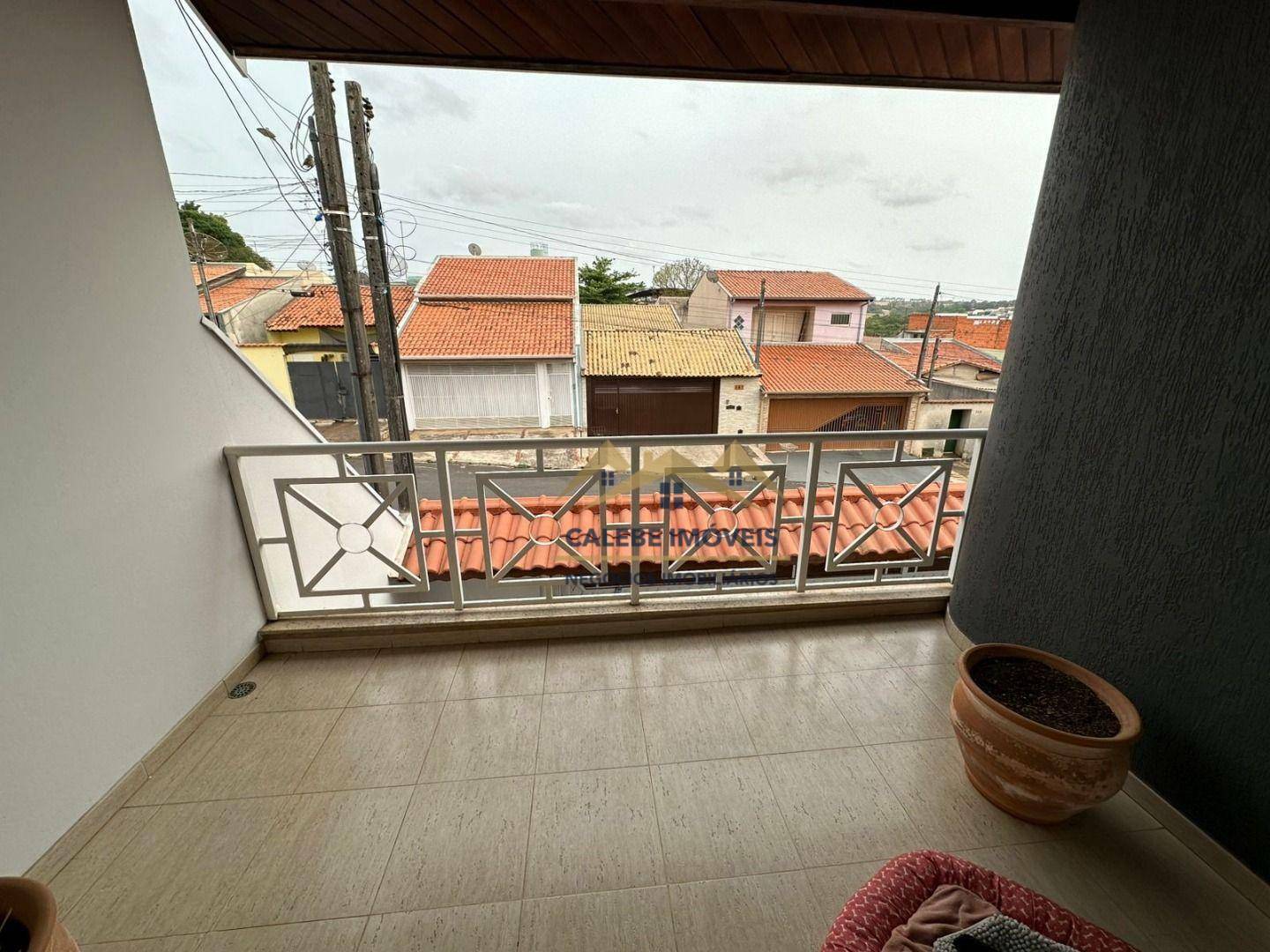 Casa à venda com 4 quartos, 209m² - Foto 6