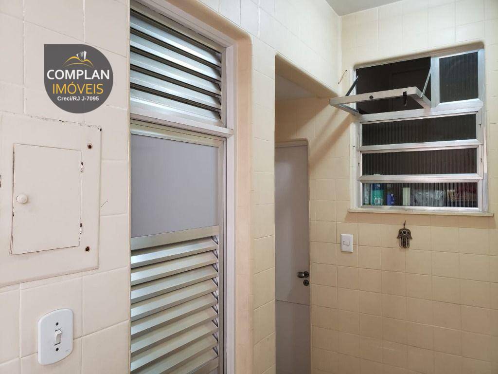 Apartamento à venda com 3 quartos, 200m² - Foto 52