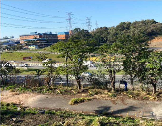 Terreno à venda com 1 quarto, 42000m² - Foto 2