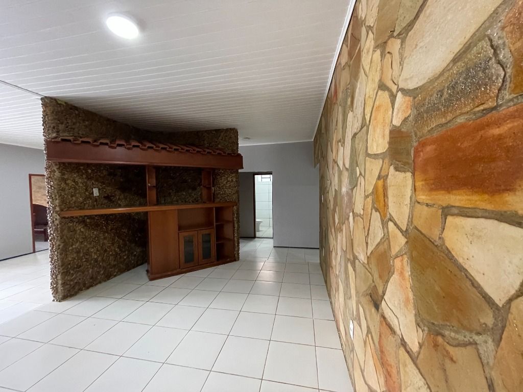 Casa à venda com 4 quartos, 400m² - Foto 16