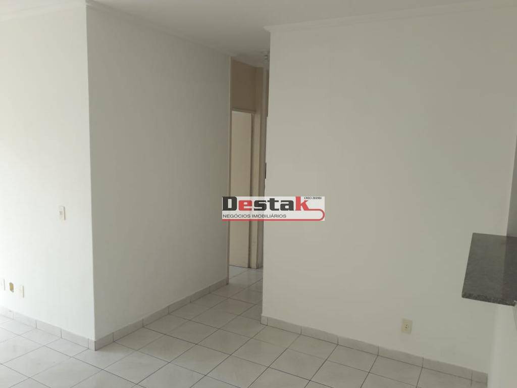 Apartamento à venda com 3 quartos, 67m² - Foto 3