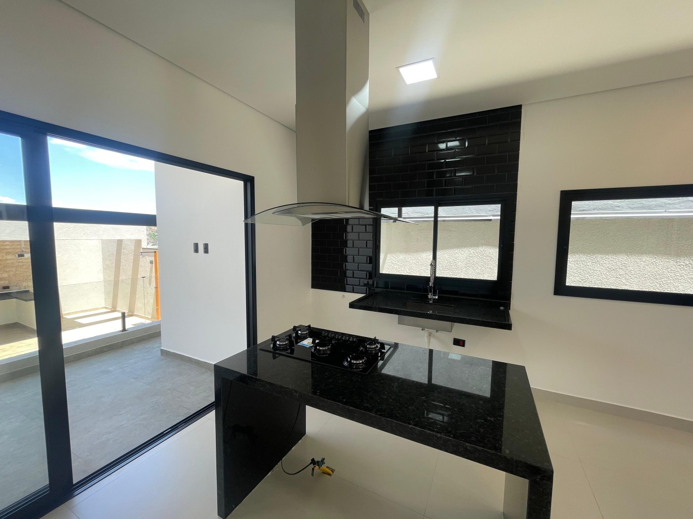 Casa à venda com 3 quartos, 135m² - Foto 8