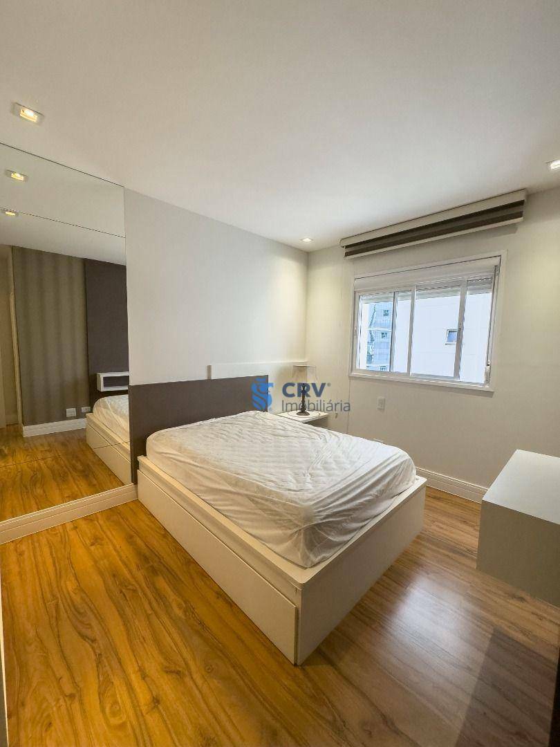 Apartamento para alugar com 3 quartos, 187m² - Foto 27