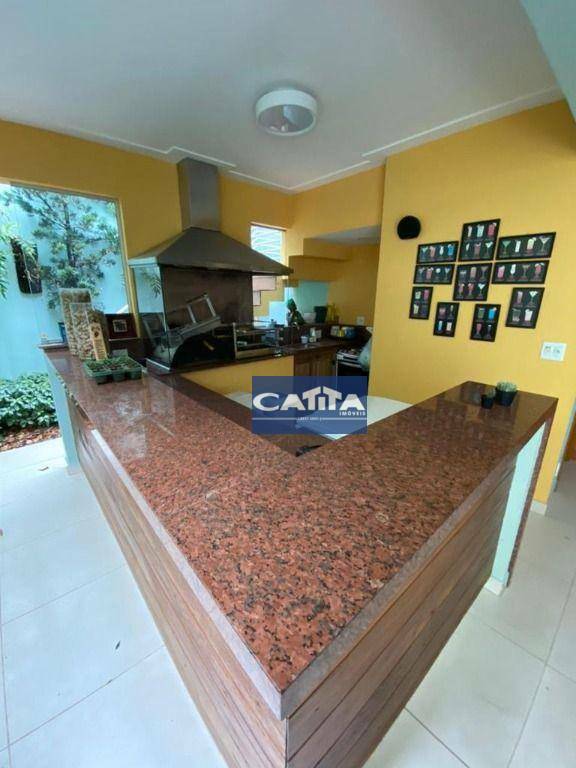 Sobrado à venda e aluguel com 3 quartos, 400m² - Foto 17