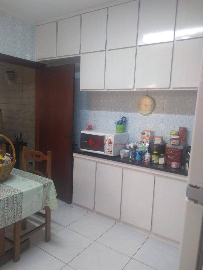 Sobrado à venda com 3 quartos, 220m² - Foto 8