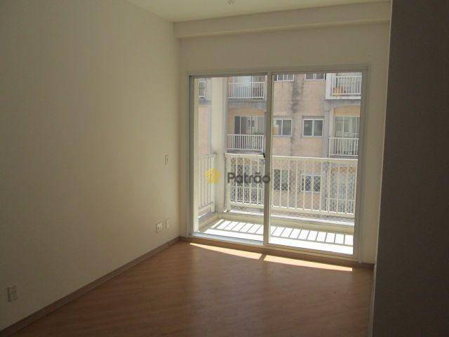 Apartamento à venda e aluguel com 3 quartos, 71m² - Foto 2