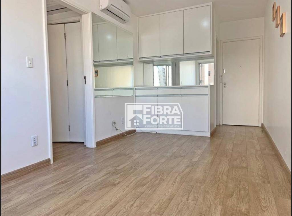 Apartamento para alugar com 1 quarto, 52m² - Foto 2