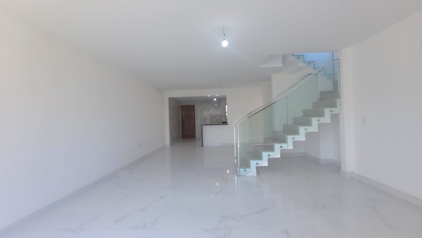 Casa de Condomínio à venda com 4 quartos, 245m² - Foto 14