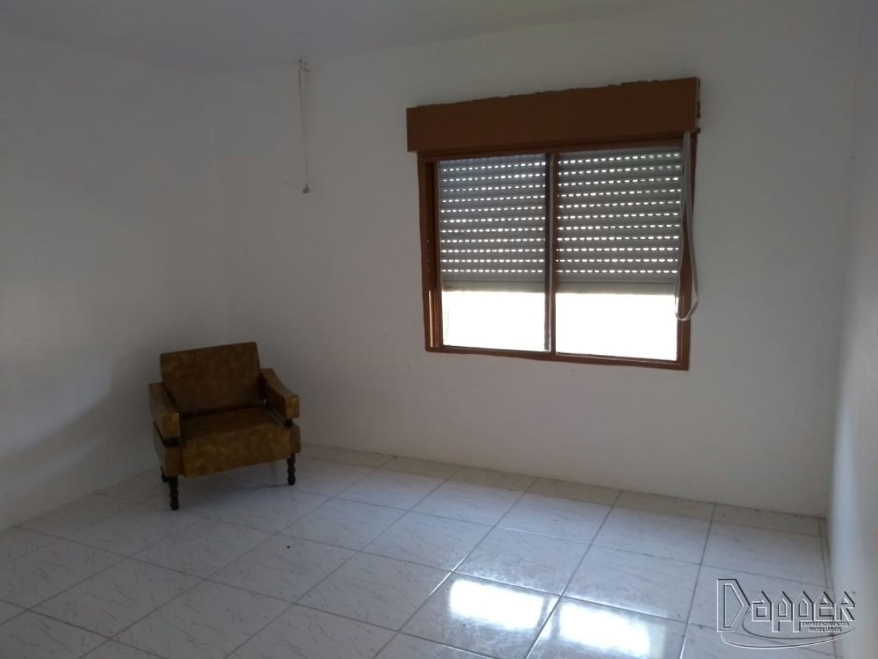 Casa à venda com 3 quartos, 120m² - Foto 4