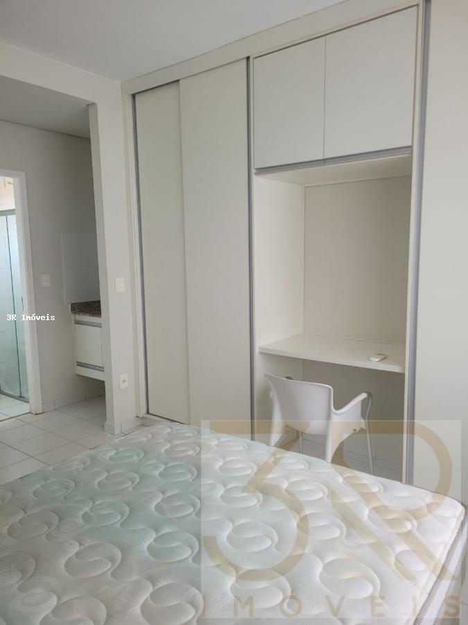 Apartamento para alugar com 1 quarto, 40m² - Foto 9