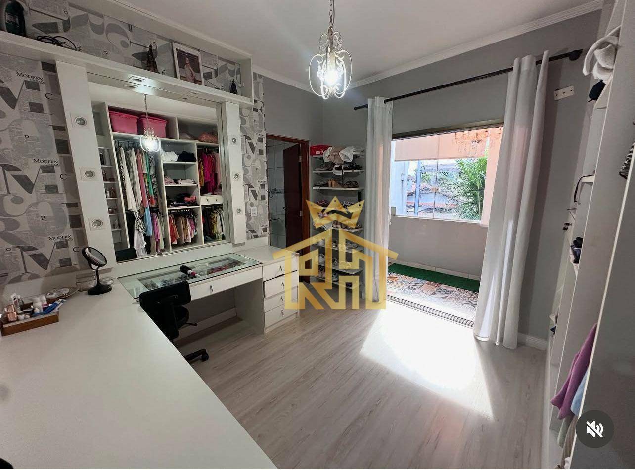 Sobrado à venda com 4 quartos, 181m² - Foto 10