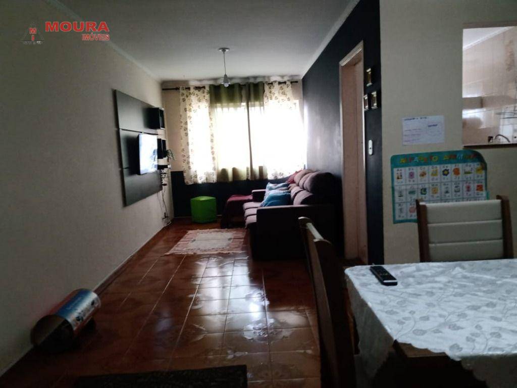 Apartamento à venda com 3 quartos, 80m² - Foto 2