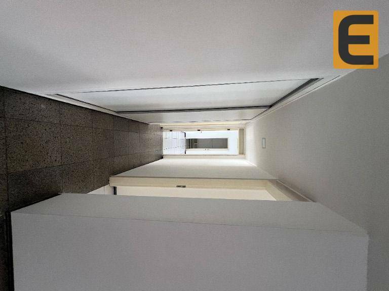 Apartamento à venda com 3 quartos, 170m² - Foto 8