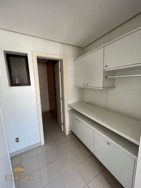 Cobertura à venda com 4 quartos, 354m² - Foto 13