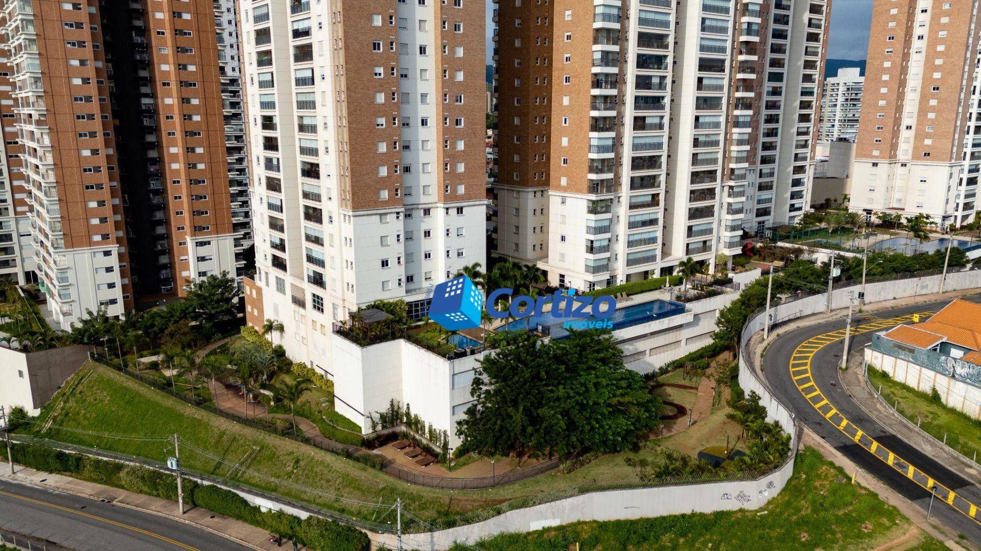 Apartamento à venda com 3 quartos, 271m² - Foto 8