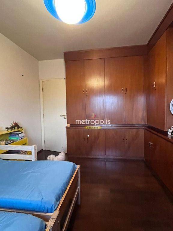 Apartamento à venda com 4 quartos, 203m² - Foto 17