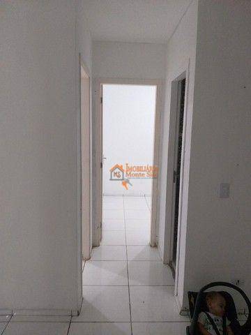 Apartamento à venda com 2 quartos, 42m² - Foto 9