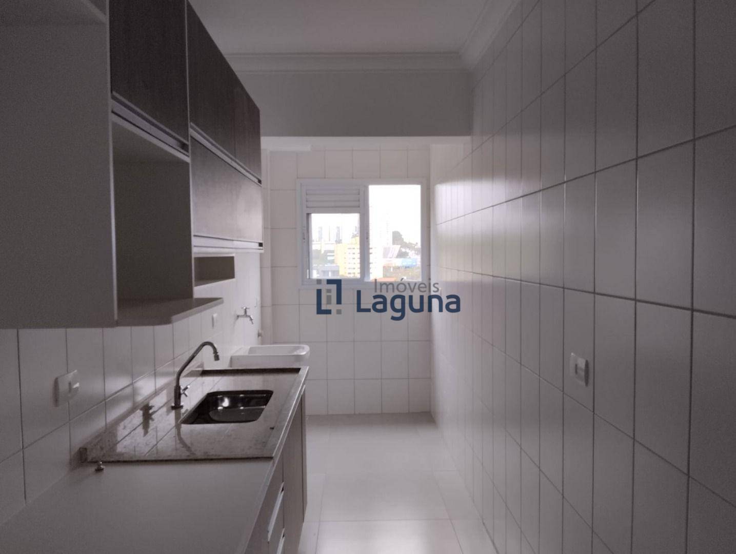 Apartamento para alugar com 2 quartos, 69m² - Foto 8