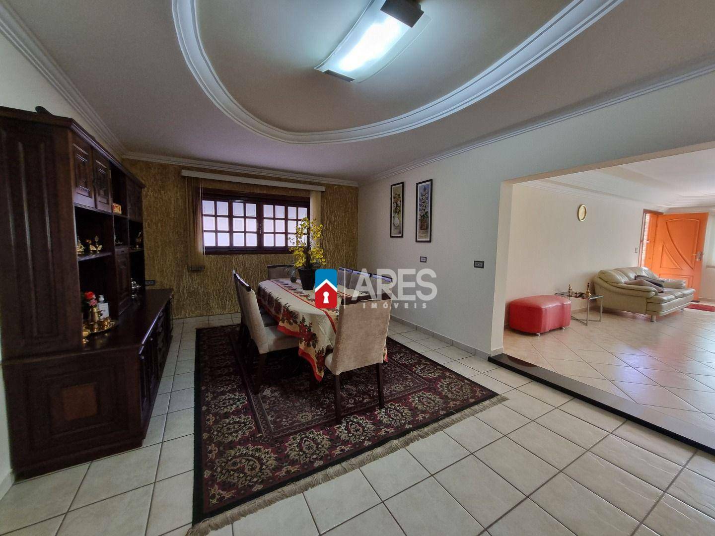 Casa à venda com 4 quartos, 364m² - Foto 11