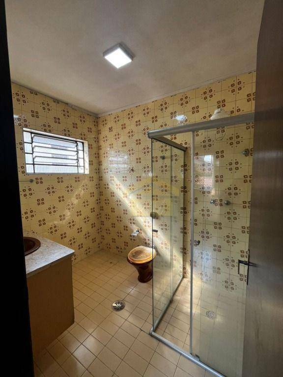 Sobrado à venda e aluguel com 3 quartos, 220m² - Foto 18