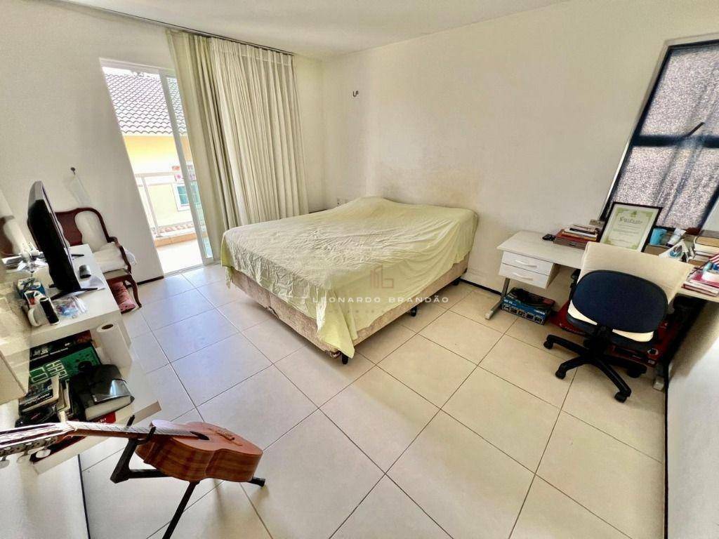 Casa de Condomínio à venda com 4 quartos, 165m² - Foto 27