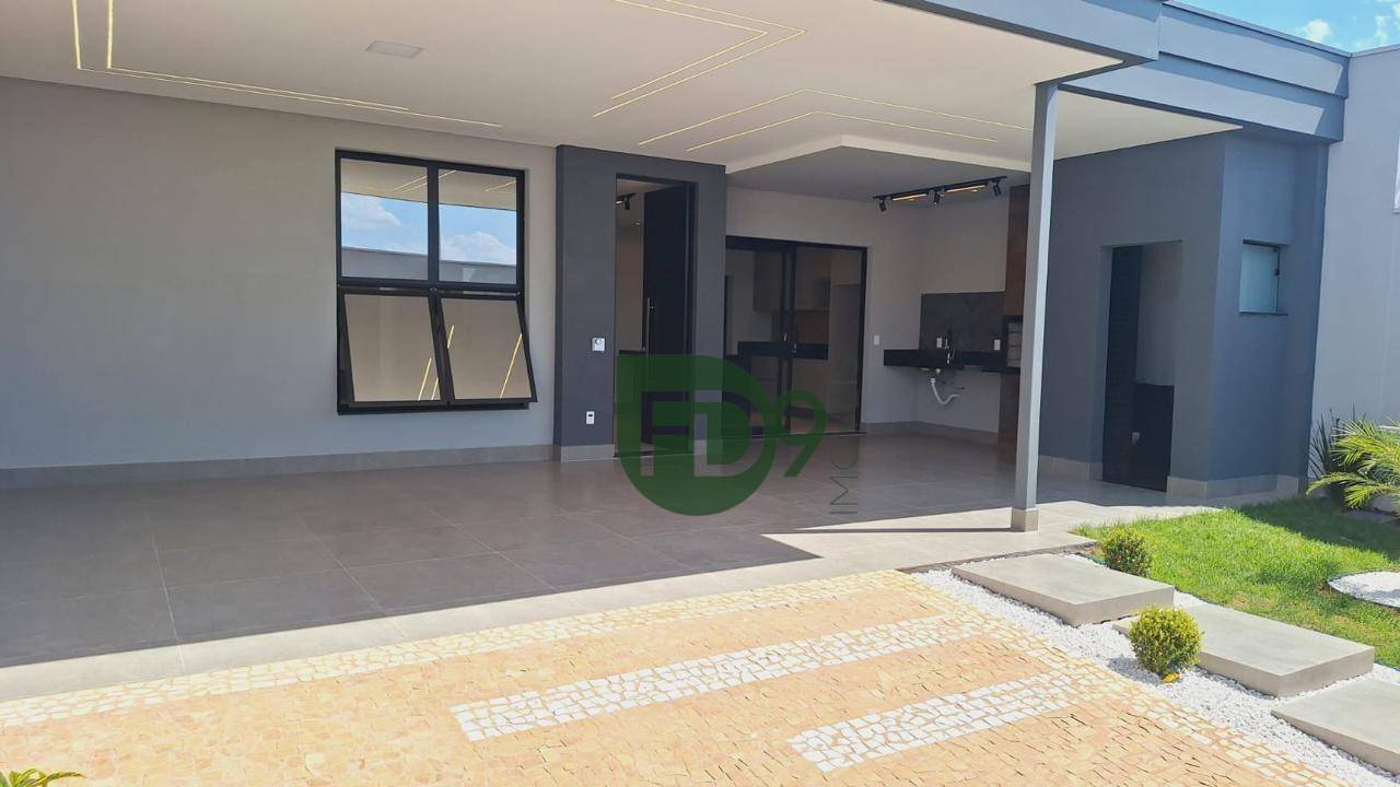 Casa à venda com 3 quartos, 177m² - Foto 3