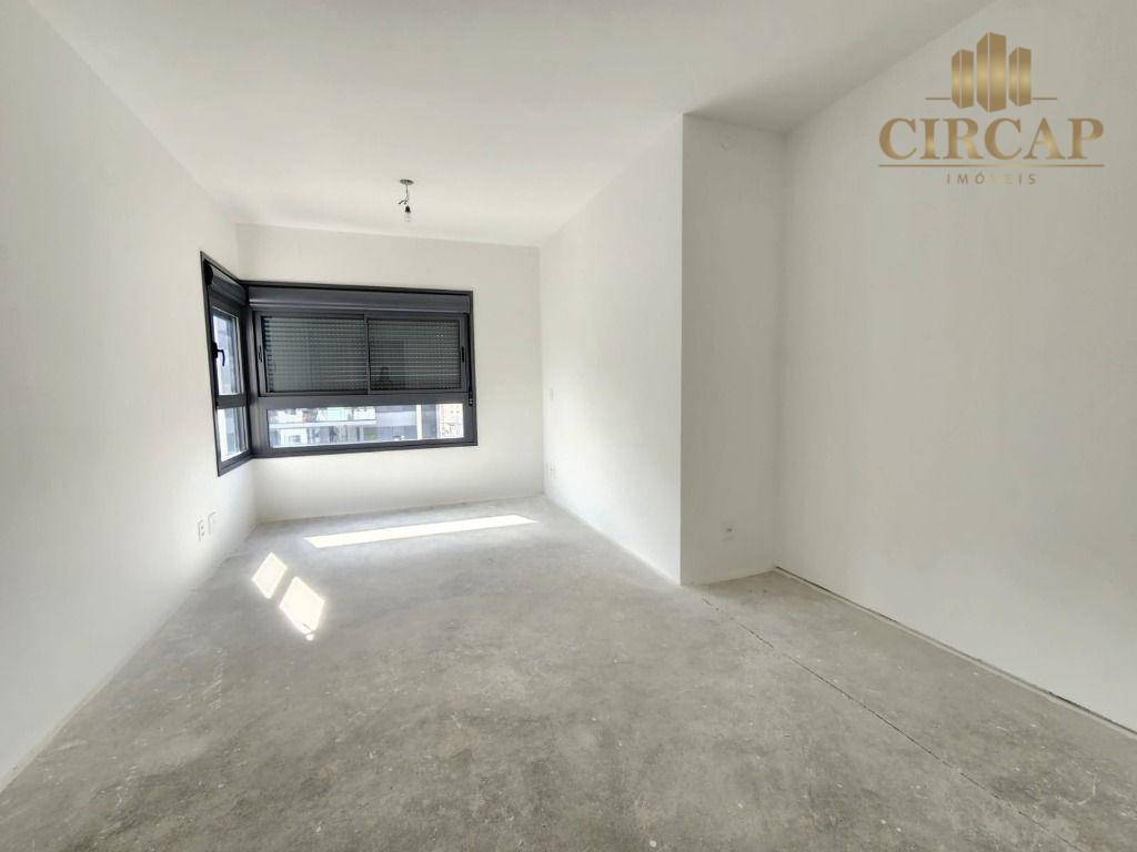 Apartamento à venda com 4 quartos, 150m² - Foto 11