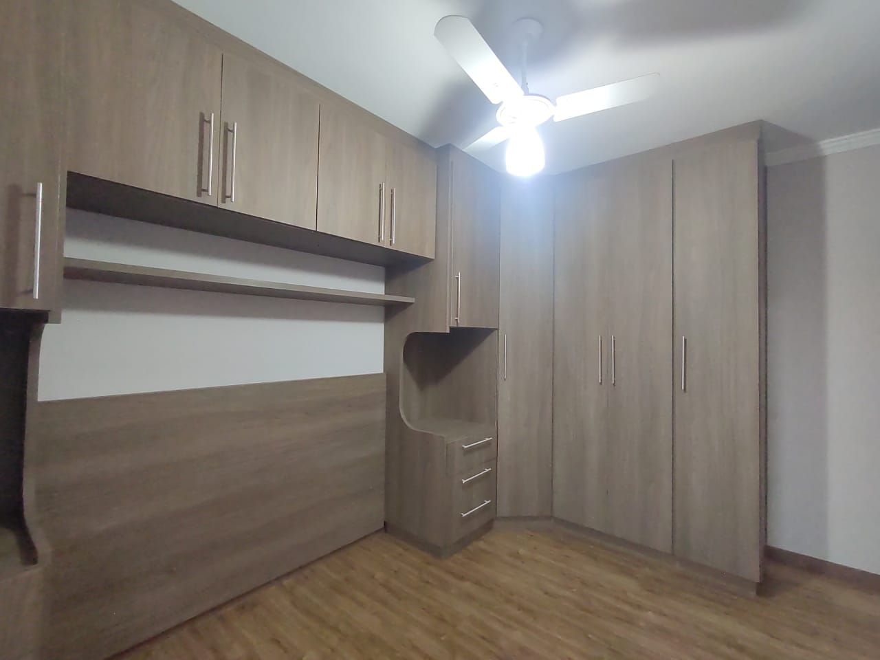 Apartamento à venda com 2 quartos, 55m² - Foto 11