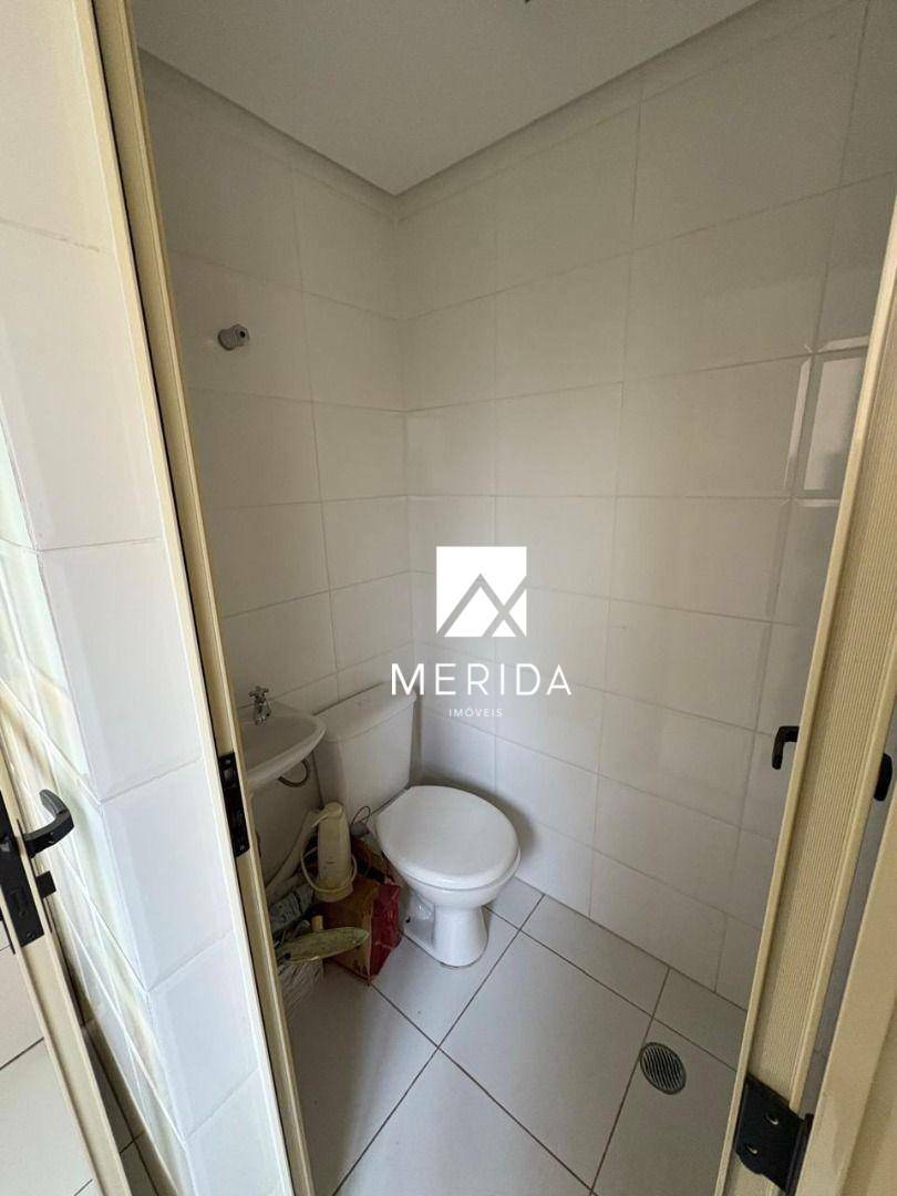 Apartamento para alugar com 3 quartos, 125m² - Foto 9
