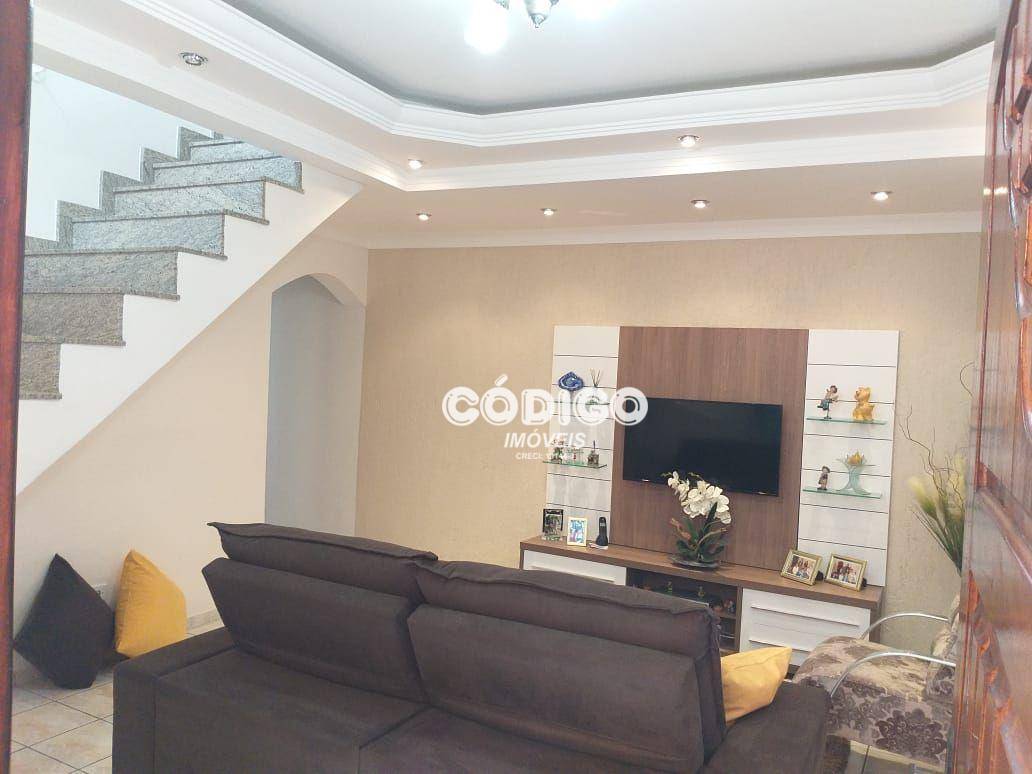 Sobrado à venda com 3 quartos, 181m² - Foto 2