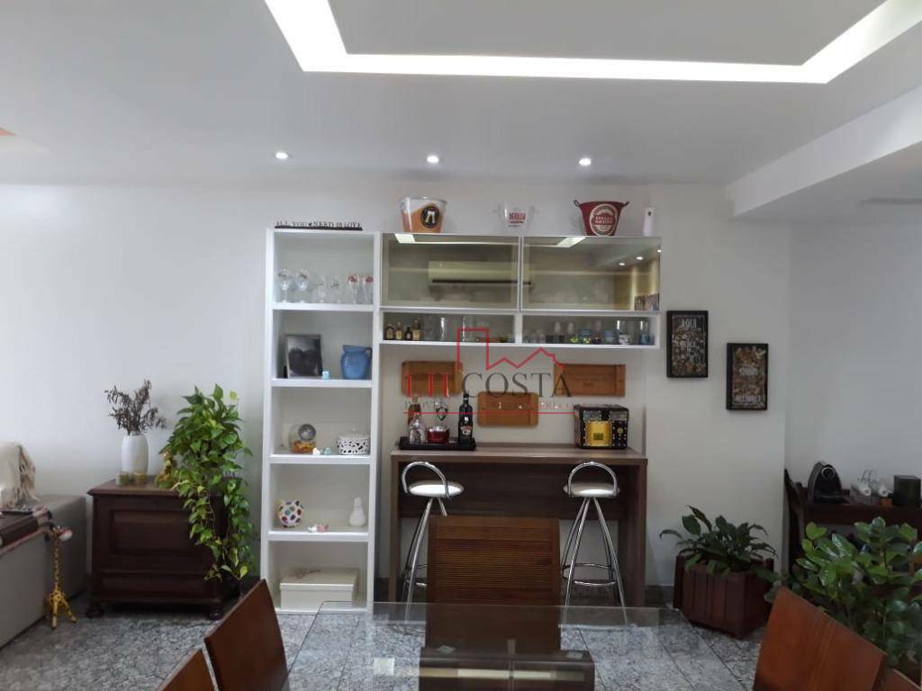 Apartamento à venda com 4 quartos, 146m² - Foto 7