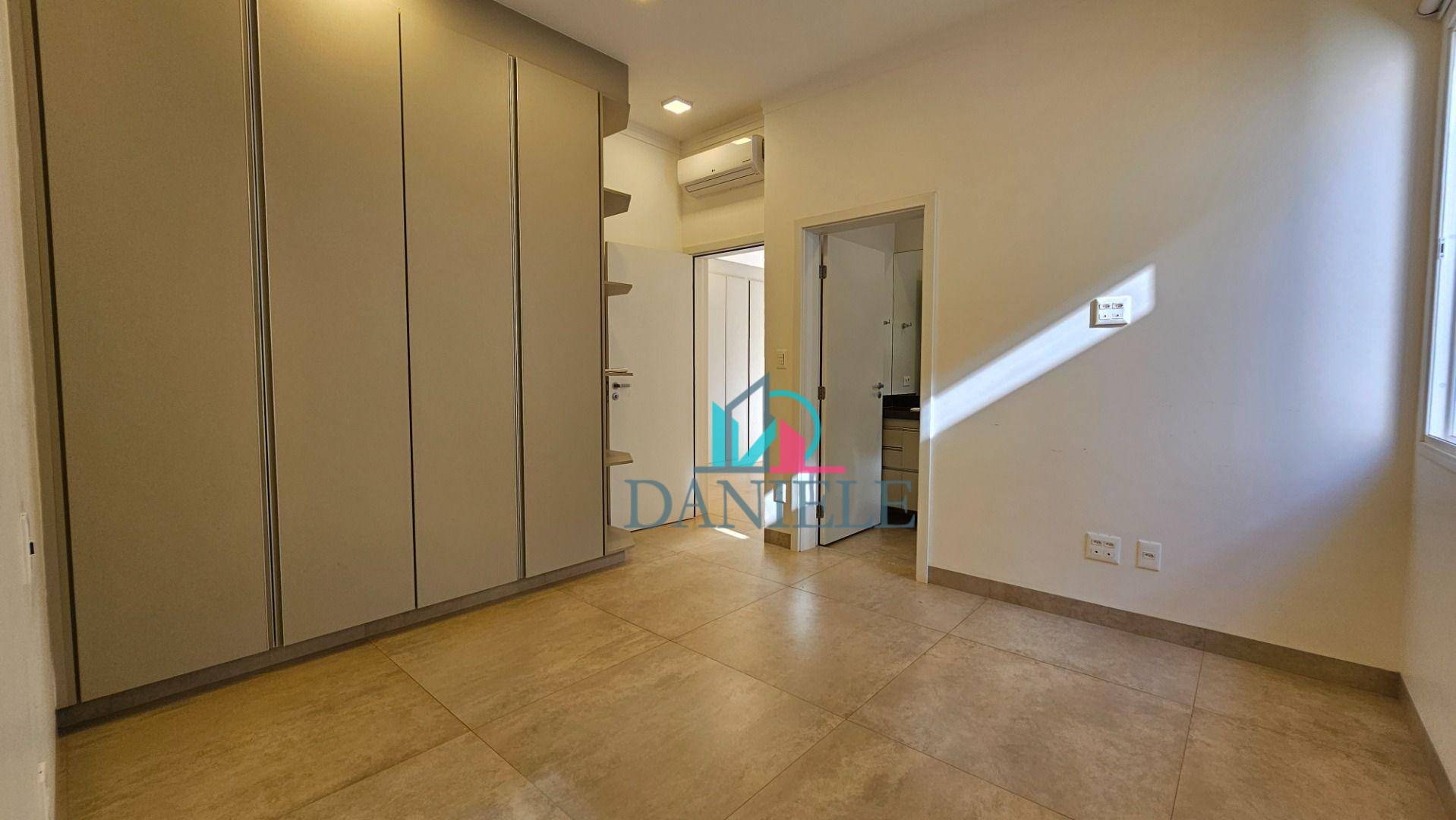 Casa de Condomínio à venda com 3 quartos, 250m² - Foto 29